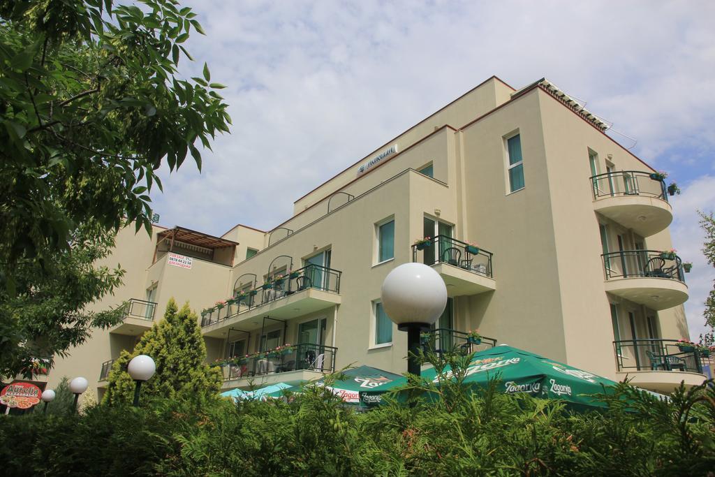 Family Hotel Aurelia Sunny Beach Exterior photo