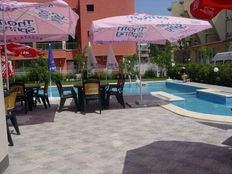 Family Hotel Aurelia Sunny Beach Exterior photo