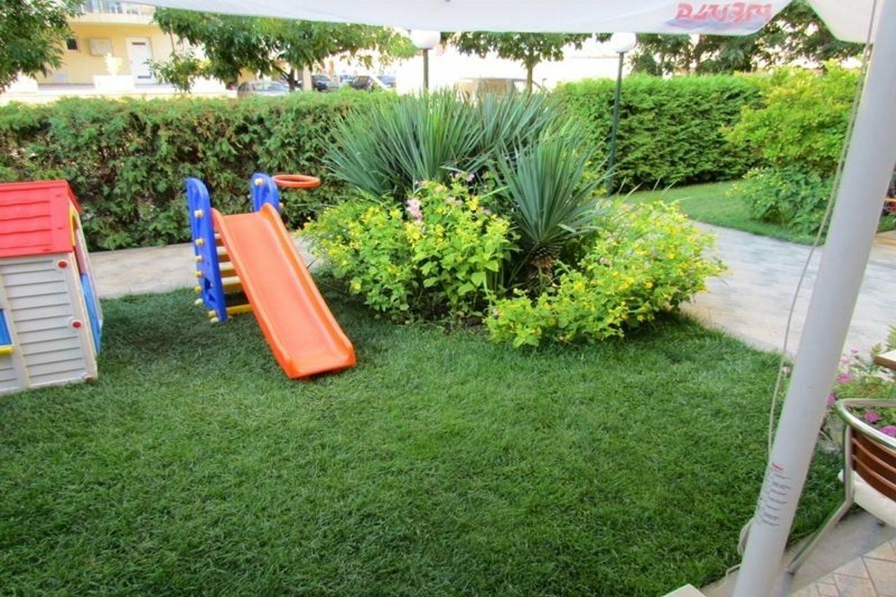 Family Hotel Aurelia Sunny Beach Exterior photo